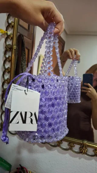 Bolso Zara de perlas morado