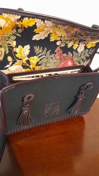 Bolso  LOEWE modelo Madroño