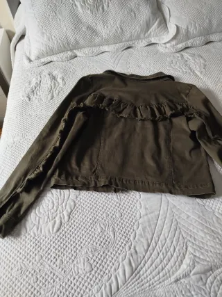 Cazadora verde mujer