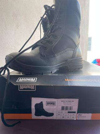 Botas Magnum Wolf 8.0 Side Zip Talla 38