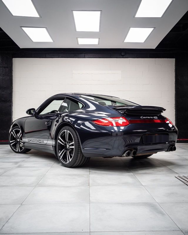 Porsche 911 Carrera 4S Coupé