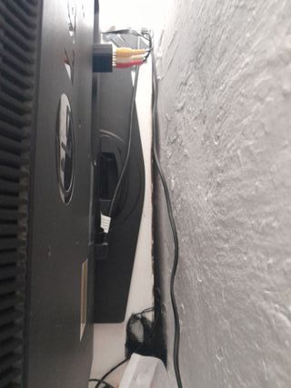 LG TV + PS2 con 1 mando y juego