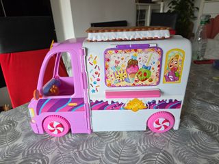 Camión de helados para muñecas