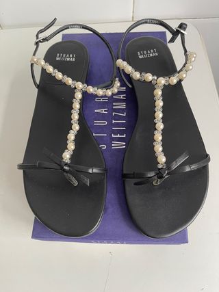 Sandalias Stuart Weitzman perlas negras