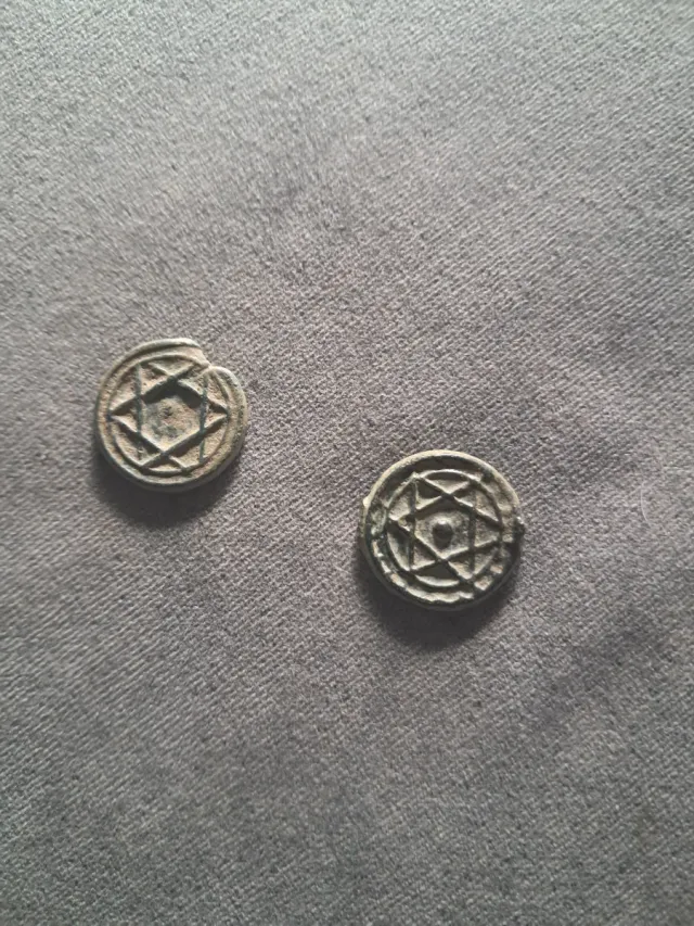 2 Felus Hispano Árabes