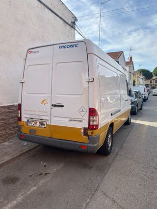 Mercedes-Benz Sprinter 2006