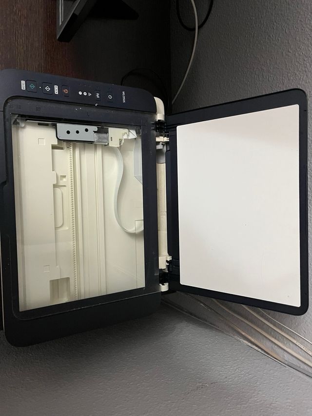 Impresora Canon Blanca y Negra