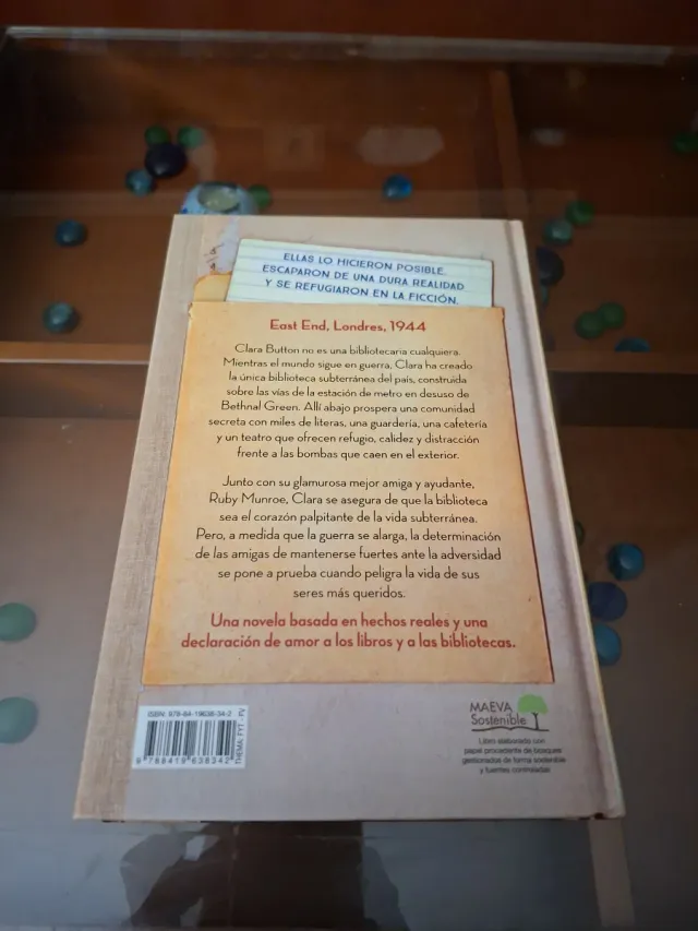 La biblioteca de las lectoras valientes: Libro ...