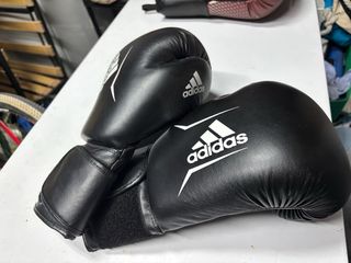 Guantes Boxeo Adidas Negros