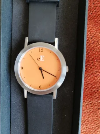Reloj Watch Celona Naranja y Negro