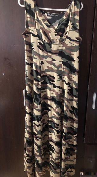 Vestido camuflaje talla M