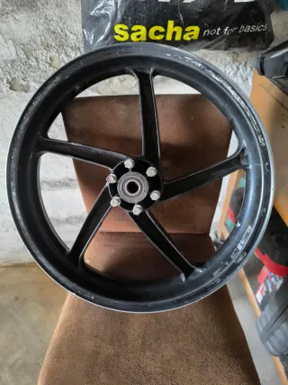 Llanta Aprilia rs 125