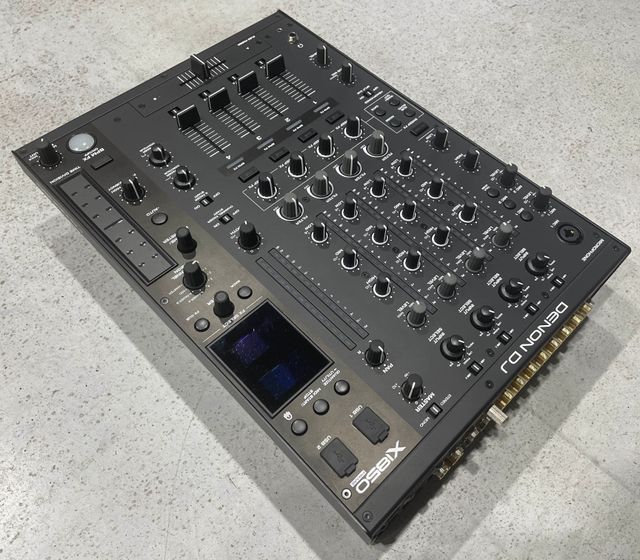 Denon DJ X1850 (001112)