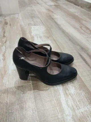 Zapatos Wonders Negros Talla 37