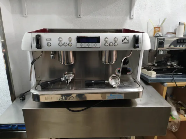 Cafetera Profesional + 2 Molinillos