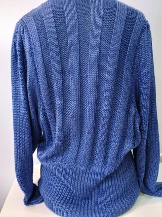 Jersey azul con lentejuelas