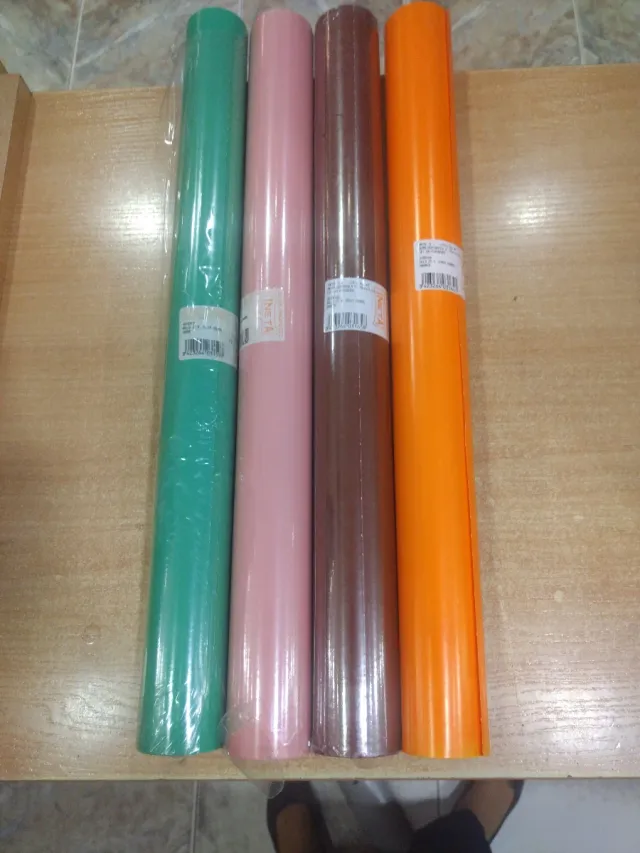 Rollo Papel Charol 25 hojas 50x65