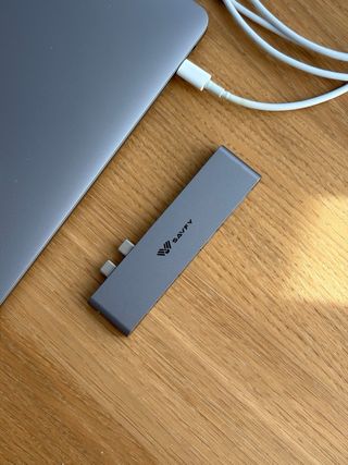 MacBook Pro Touchbar i7 