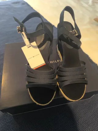 Sandalias cuña Tommy Hilfiger Azul sin estrenar 