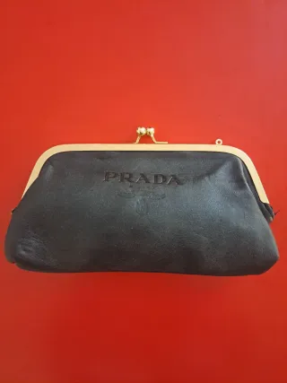 Pochette Prada nera in perfette condizioni