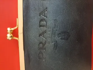 Pochette Prada nera in perfette condizioni