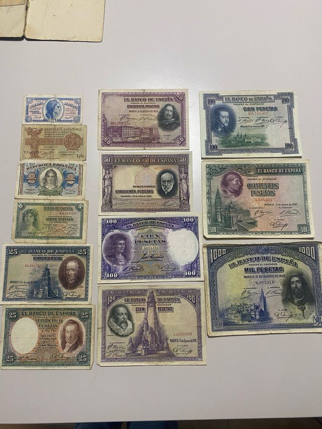 Billetes antiguos españoles: 1000, 500, 100, 25, 2