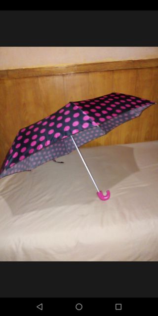 Paraguas Bimba y Lola lunares rosa
