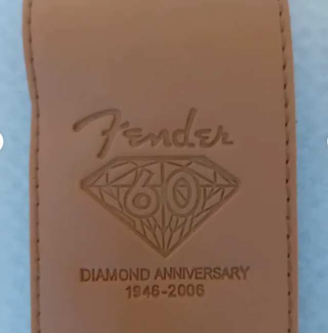 Correa Fender 60 Aniversario CAMEL