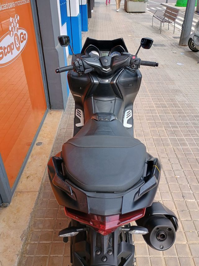 Yamaha TMAX 560 Tech MAX