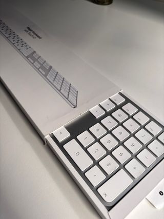 Teclado Apple Magic Keyboard Touch ID Plata