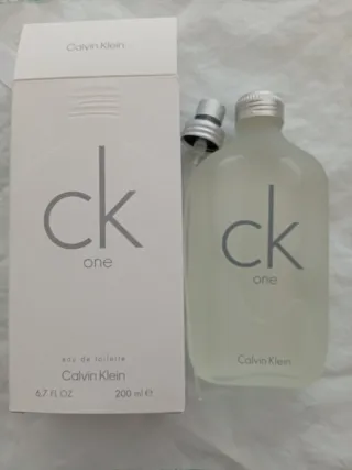 Calvin Klein CK One Eau de Toilette 200ml