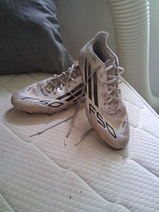 Botas de fútbol Adidas F50 AG/FG