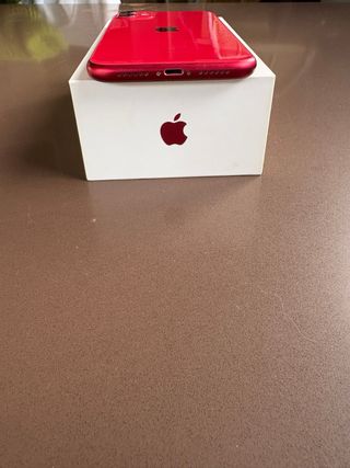 iPhone 11 128 GB Rojo