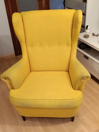 Butacón orejero tela lavable amarillo. 