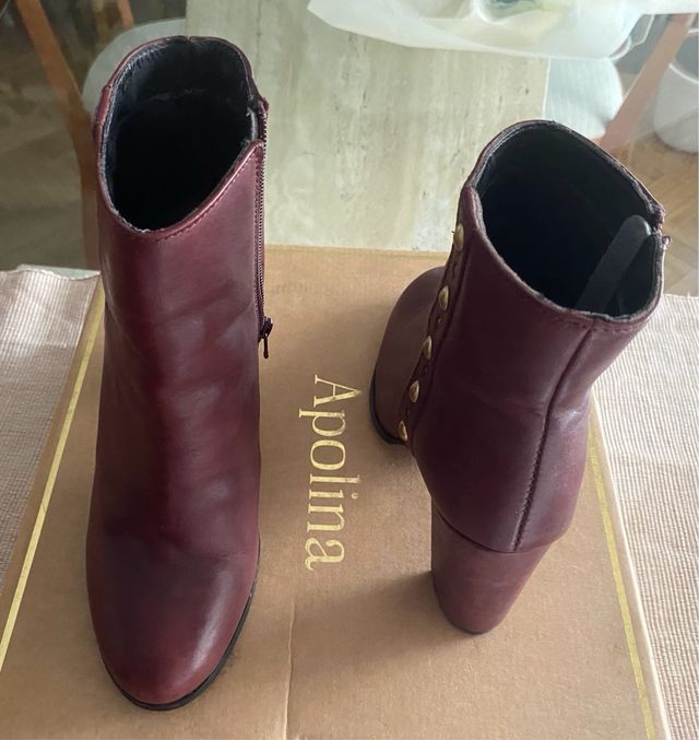 Botines Apolina cuero napa burdeos