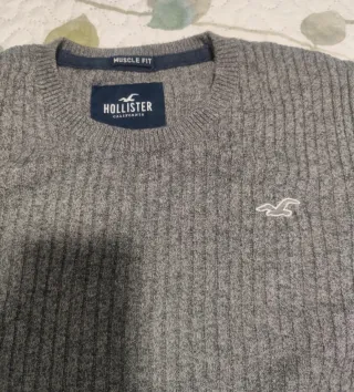 Jersey Gris de Hollister, talla S/M