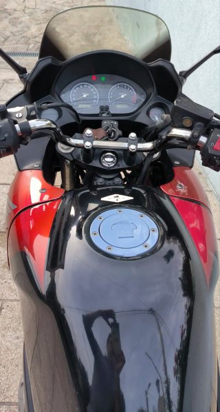 Honda CBF 600 S Roja