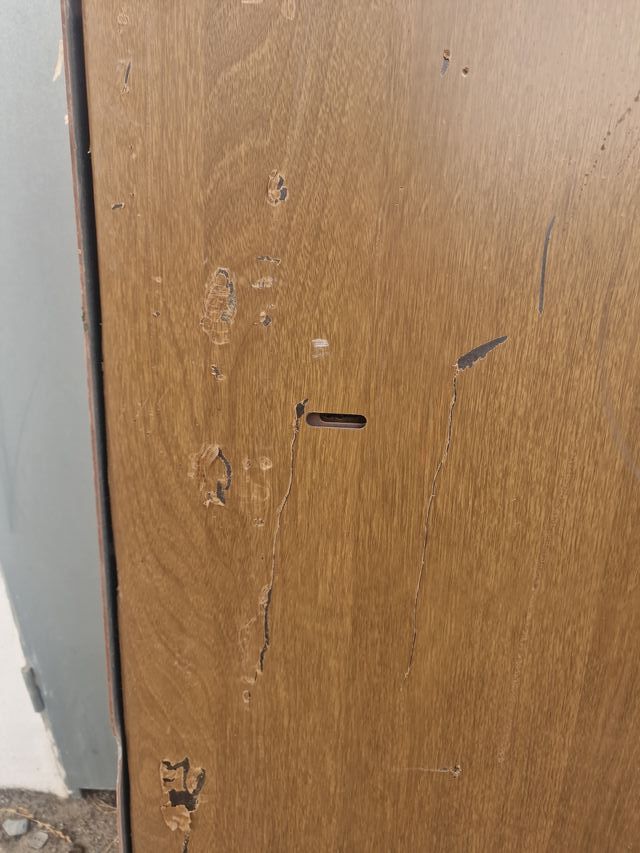 Puerta antiocupación hierro