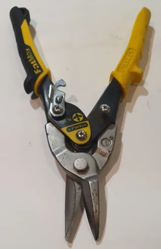 Tijeras Cortatubos Stanley FatMax 14-563