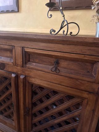Aparador rústico madera y metal
