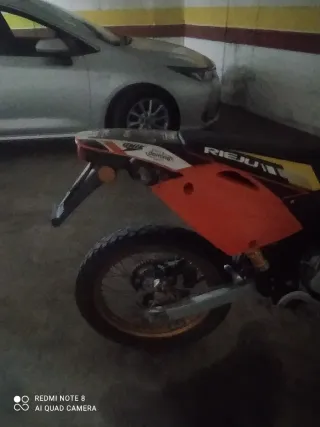 Moto Rieju Naranja
