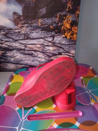 Zapatillas chico rojas