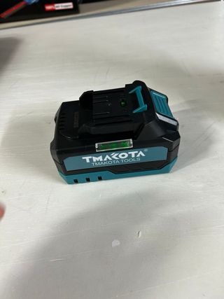 Motosega Makota 10 pollici con batteria