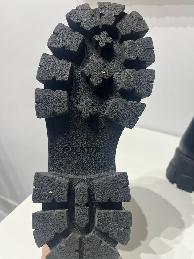 Botas Prada Monolith Negras