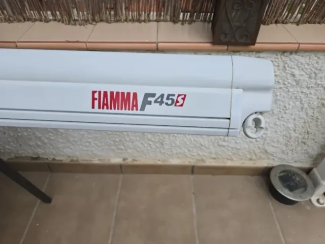 Toldo Fiamma F45S 260 Blanco polar grey