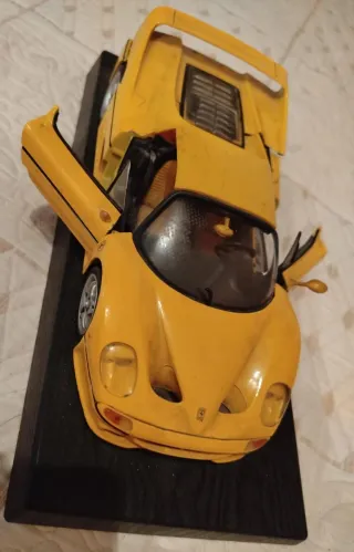 Maqueta Ferrari F50 (1995) Amarillo