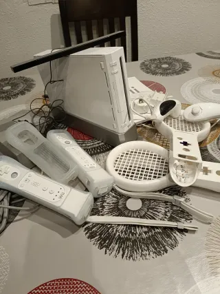 Consola Nintendo Wii Blanca + Accesorios