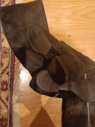 Botas altas de ante mujer negras