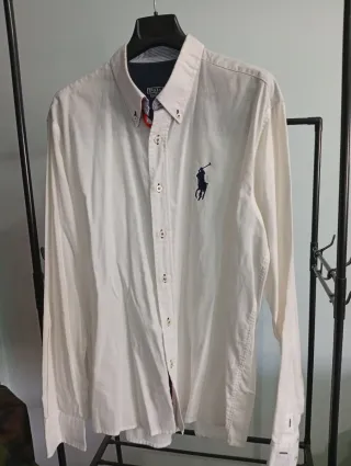 Un sacco di camicie