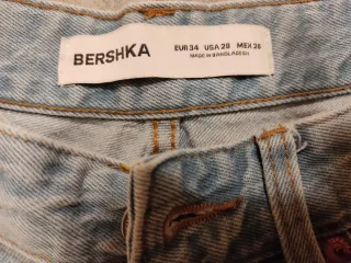 Pantalón vaquero Bershka chico Talla 34